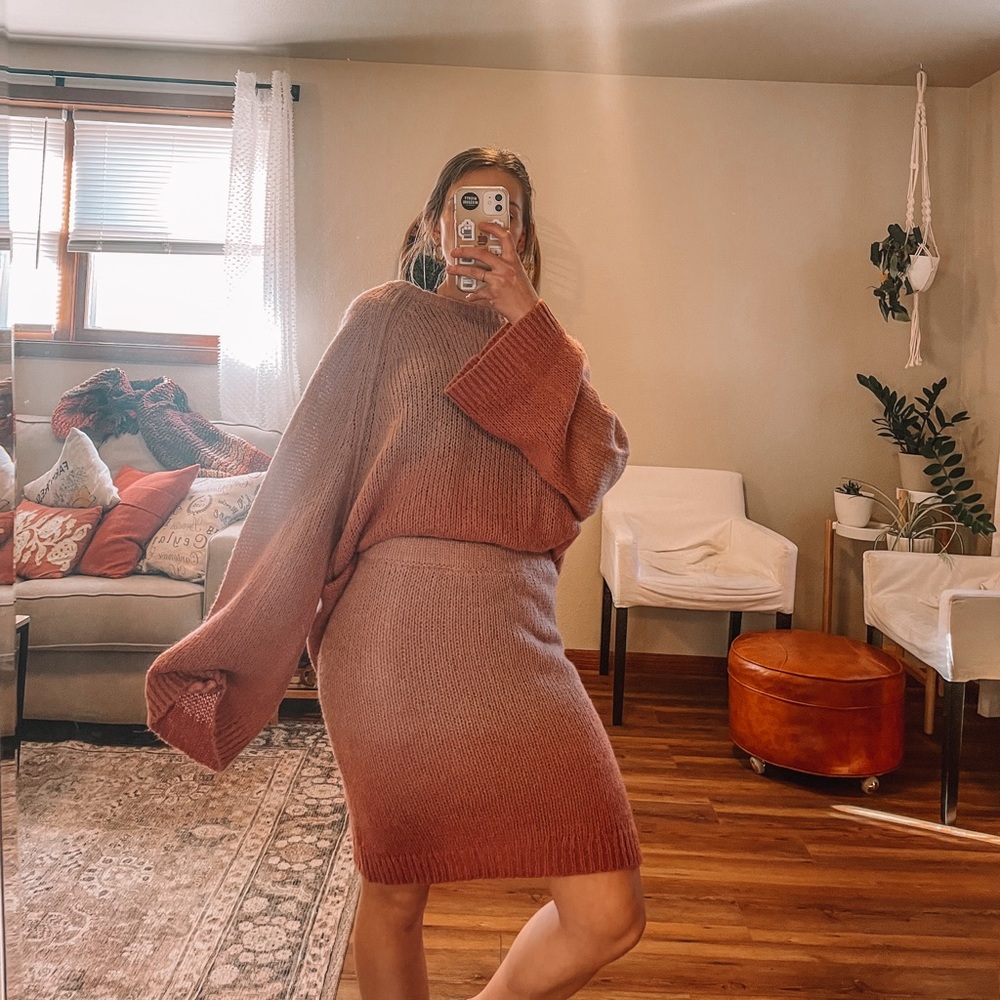 - - Free People Women’s Pink Fade Away Ombre Sweater And Skirt Set Wool